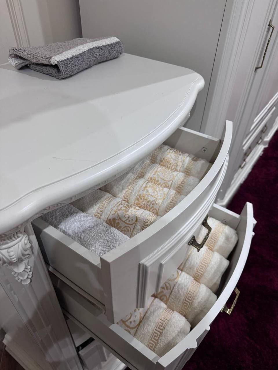 A Stylish Apartment In The Heart Of Tashkent! Экстерьер фото