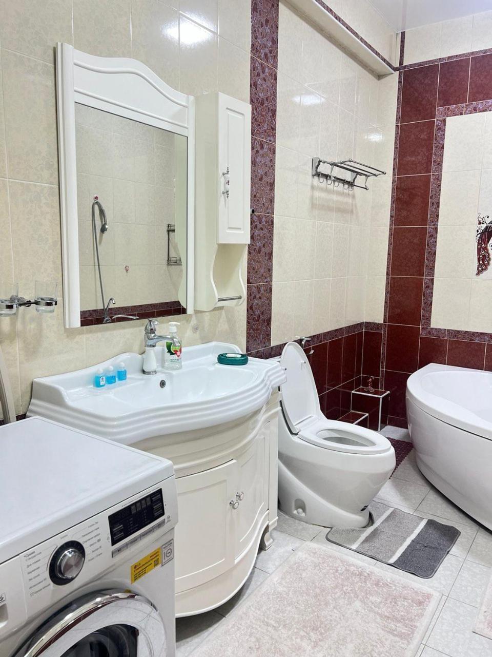 A Stylish Apartment In The Heart Of Tashkent! Экстерьер фото