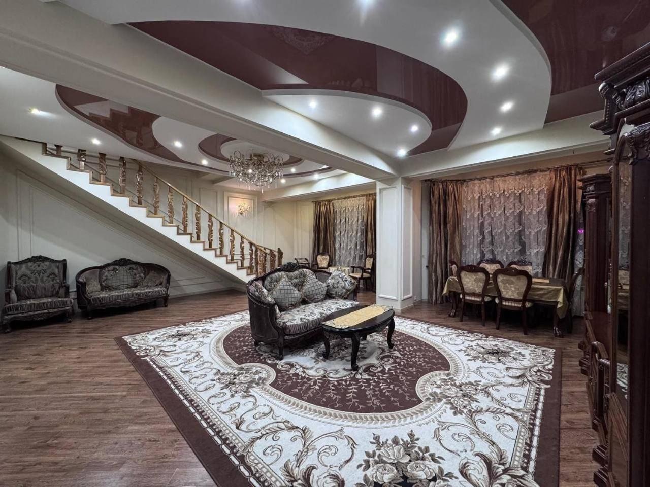 A Stylish Apartment In The Heart Of Tashkent! Экстерьер фото